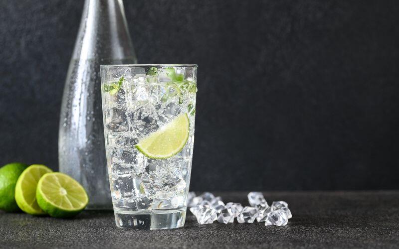 SPARKLING WATER