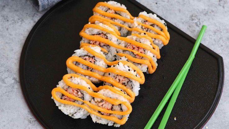 1. Eka Roll