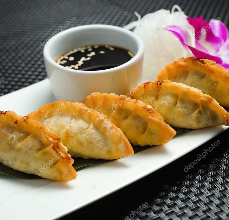 10. Gyoza