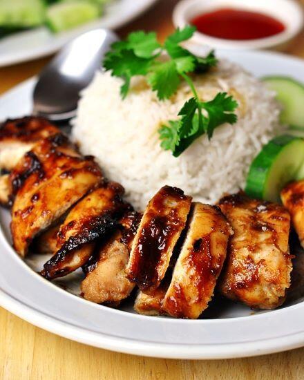 25. Grilled Chicken Steam Rice